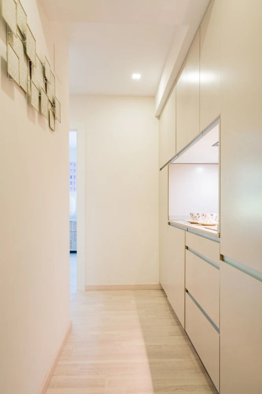 Exclusive quietness in the heart of Madrid with Public Parking, Breakfast, 2 bathrooms