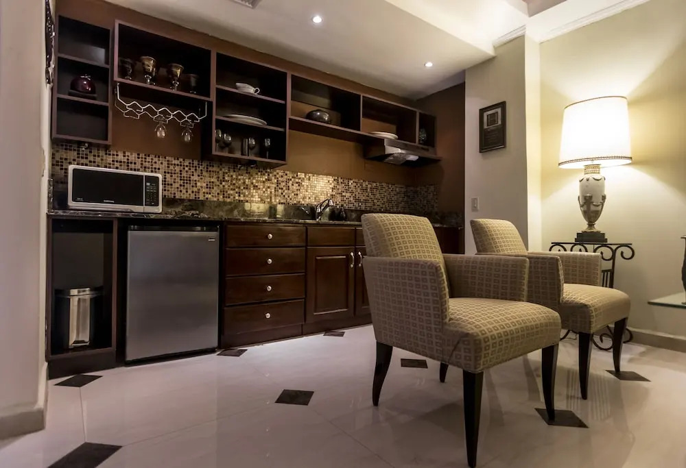 Altos de Fontana by Macondo Collection