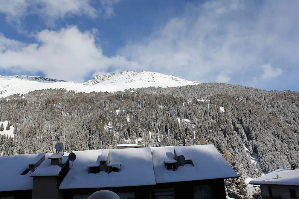 Chalet Alaska