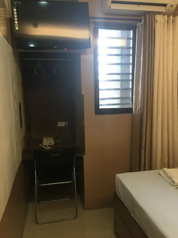 Mambaling Pension House - 2