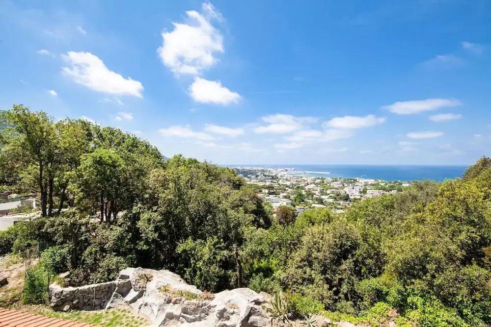 Villa With 4 Bedrooms in Forio, With Wonderful sea View, Private Pool, Enclosed Garden