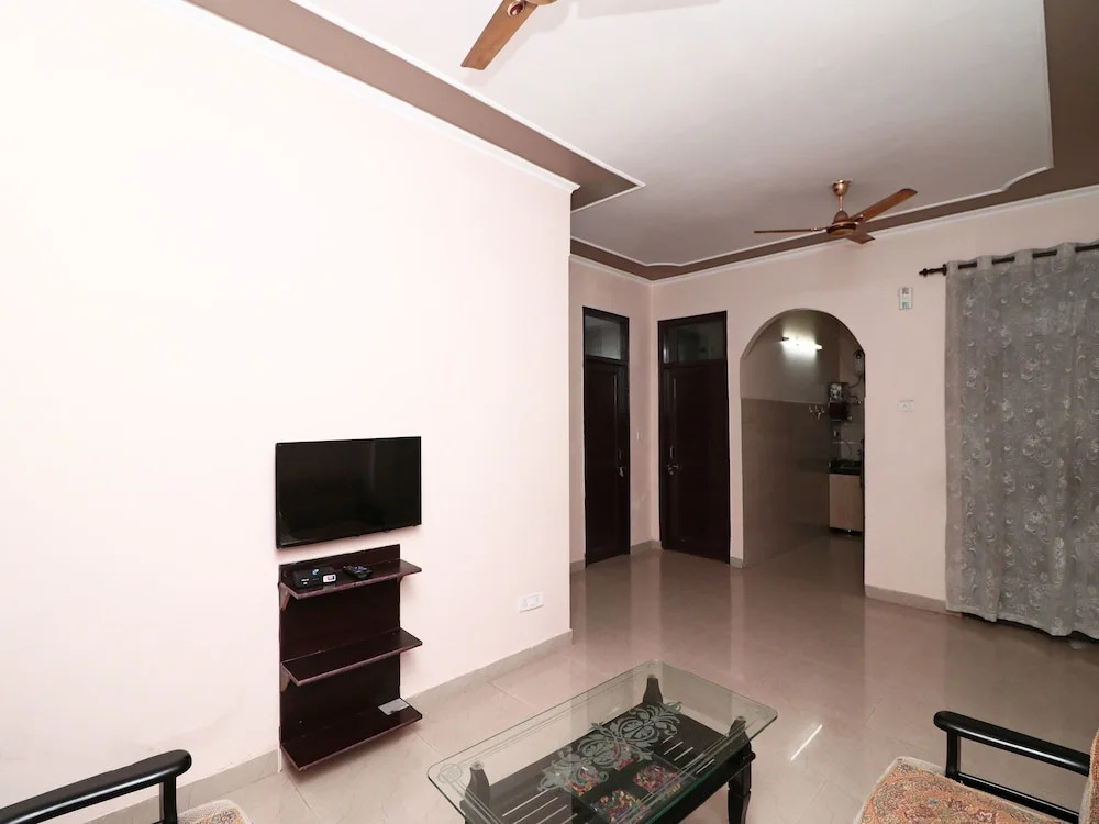OYO 17064 Home Spacious 2BHK Naukuchiatal