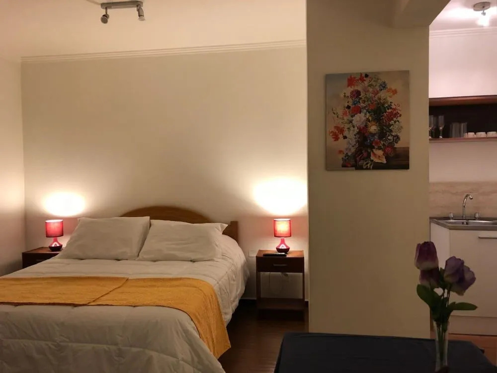Hostal Lacroix