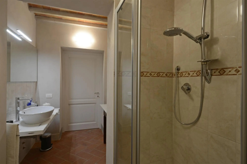 Torre La Ripa 8, Emma Villas