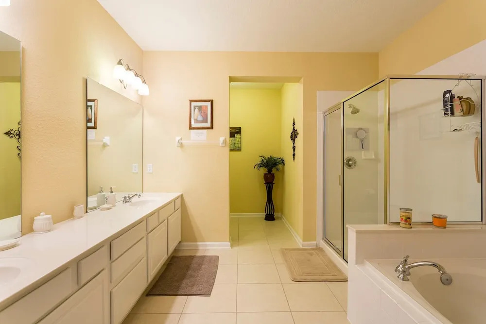 Comfortable Vacation Apartment 266643