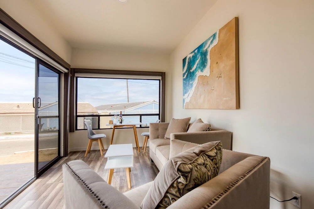 Nicole Suites
