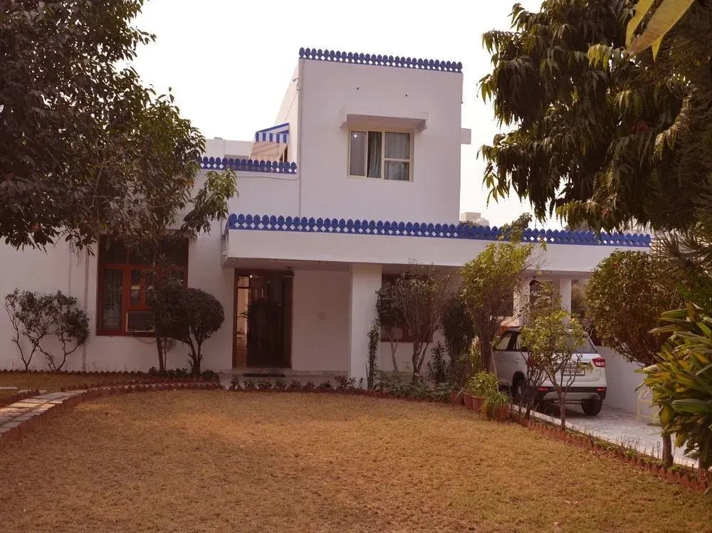 OYO 10963 Hotel Guman Auberge