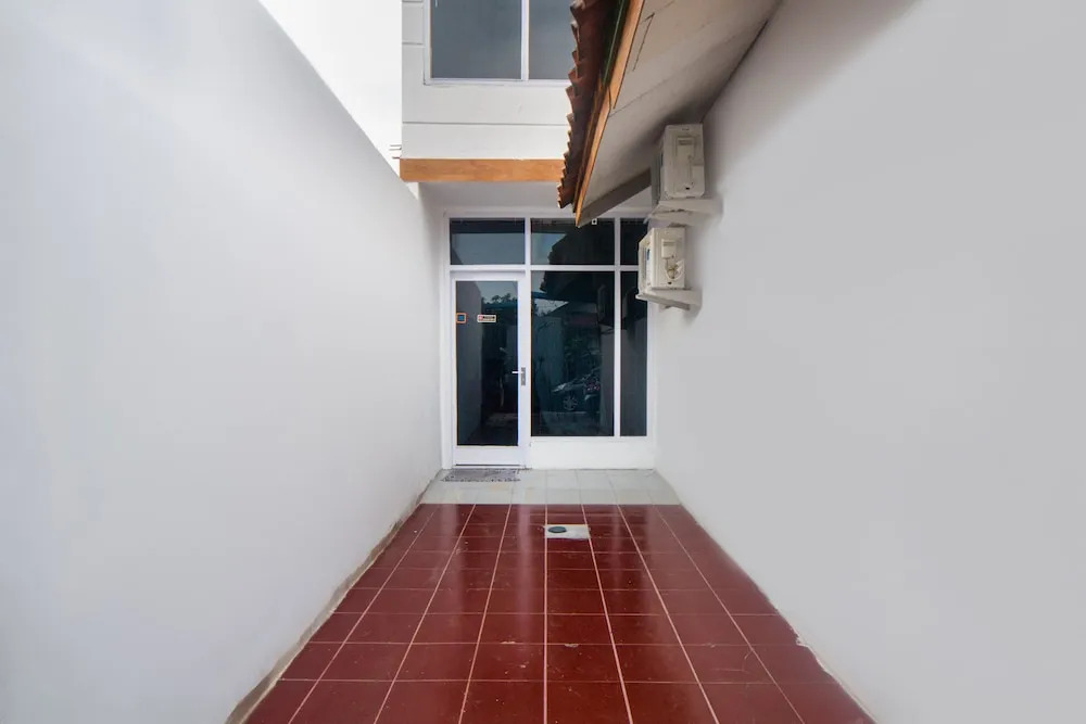 Rumah Enin by OYO Rooms