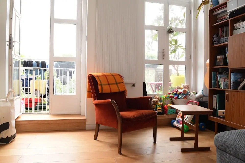 Bright 2 Bedroom Apartment Along the Thames