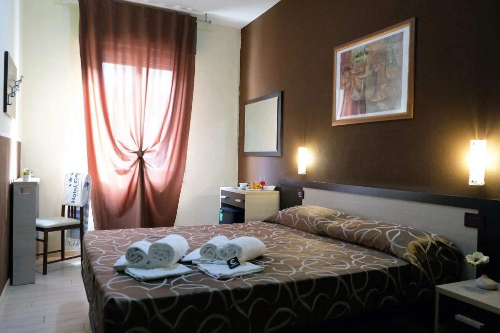 Hotel Canasta