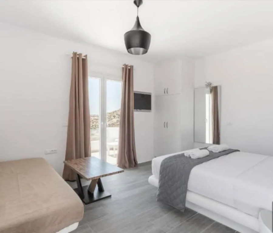 Oniropetra Apartaments