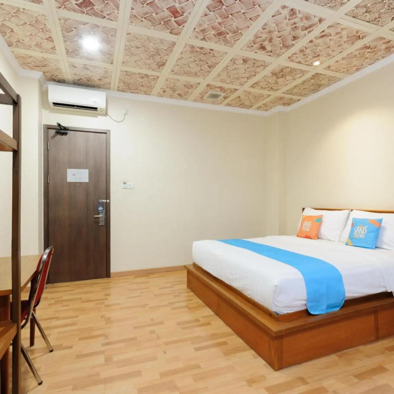 Sans Vibes Joe Hotel Soekarno Hatta Airport