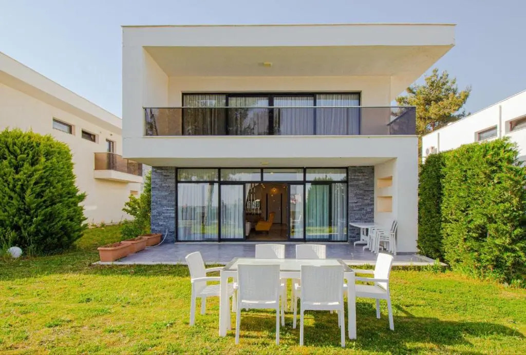 Beverly hills kuşadası