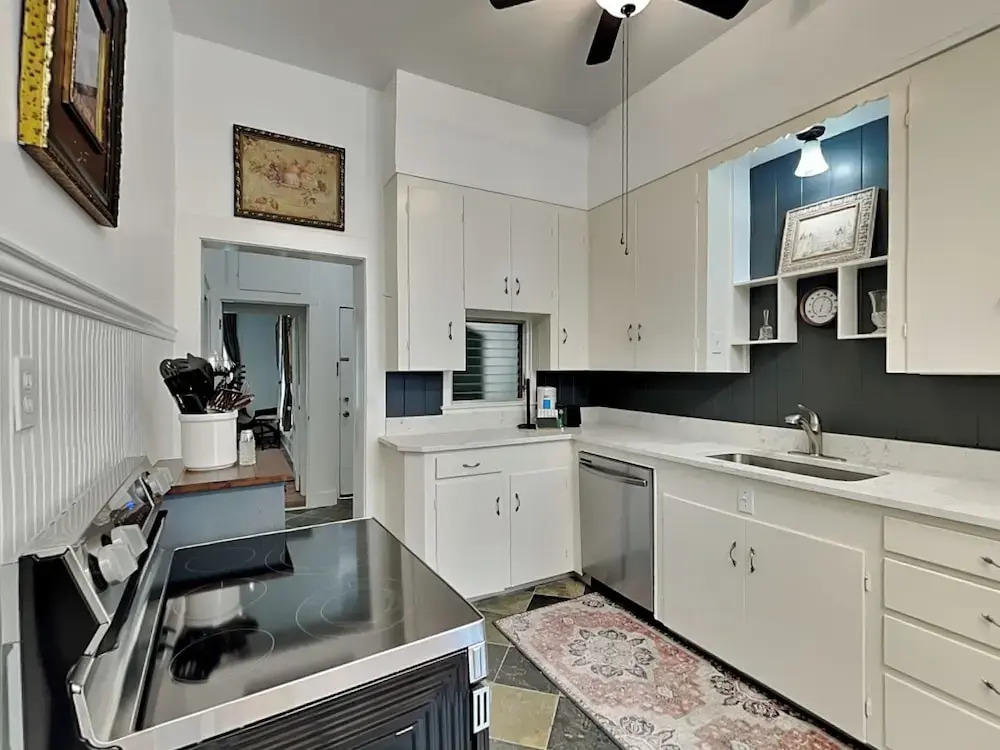 Victorian Rose by Ryson Vacation Rentals