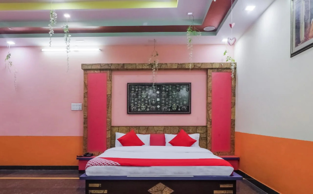 Hotel Hill View by OYO Rooms