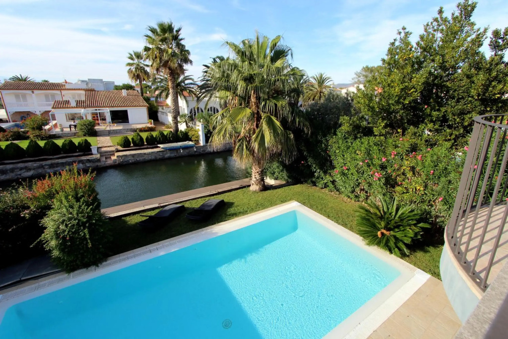 LEON Immo Villa Olivia - 10039