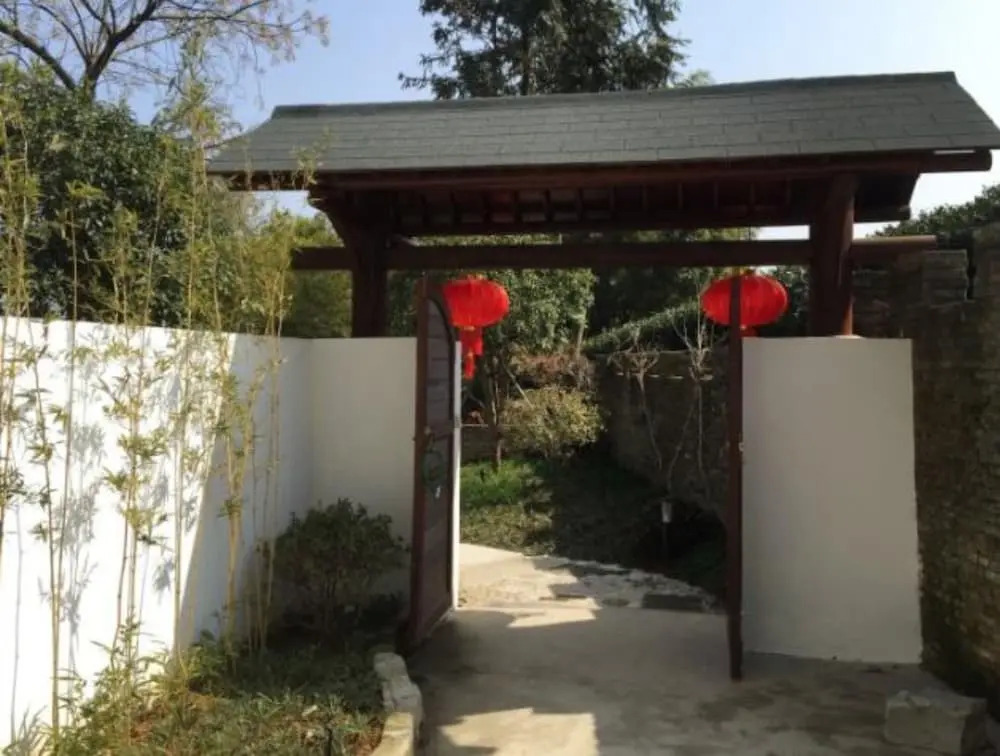 ANANI Inn