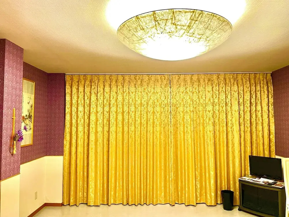 Inuyama Modern Room