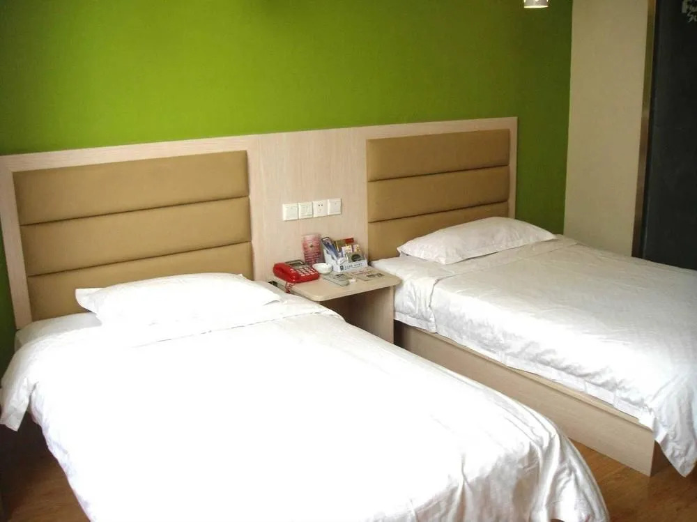 Jiujiang Fond 118 Hotel