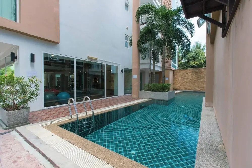 6-58 - 2 Bdr Spacious Penthouse With Shared Pool