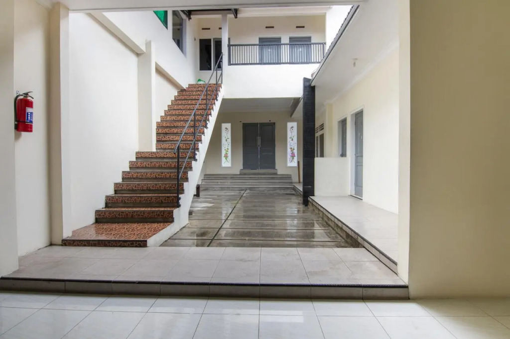 OYO 3210 Villa Aisya