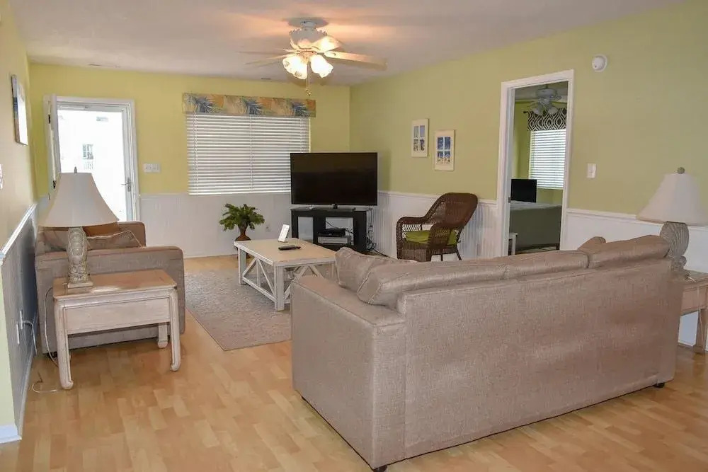 Floundering Around - 5 Br Home