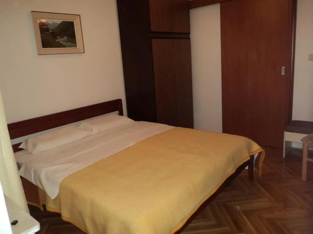 Apartments Racetin