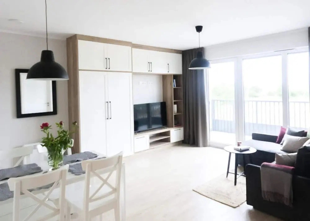 Large, Comfortable Apartment for 2 People
