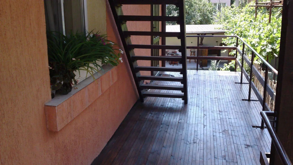 Avel Guest House