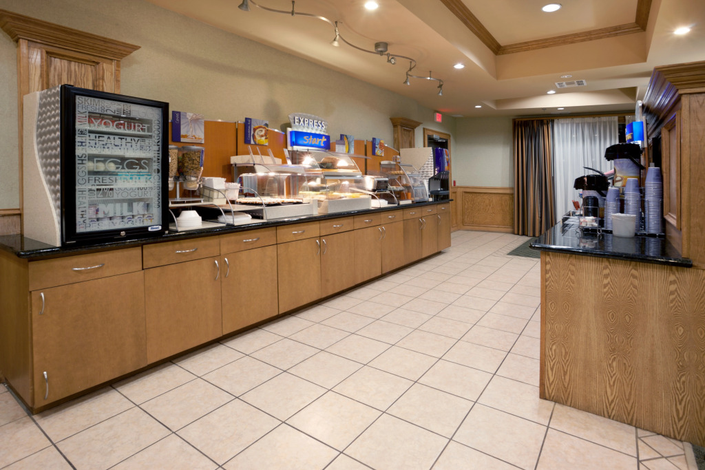 Holiday Inn Express Hotel & Suites Zapata by IHG