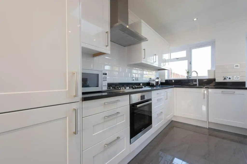 Trendy 2 Bed - A hidden Luxury in Hayes nr Heathrow