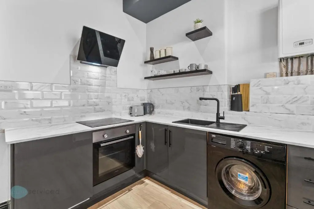 1 Bed- Holyrood Retreat