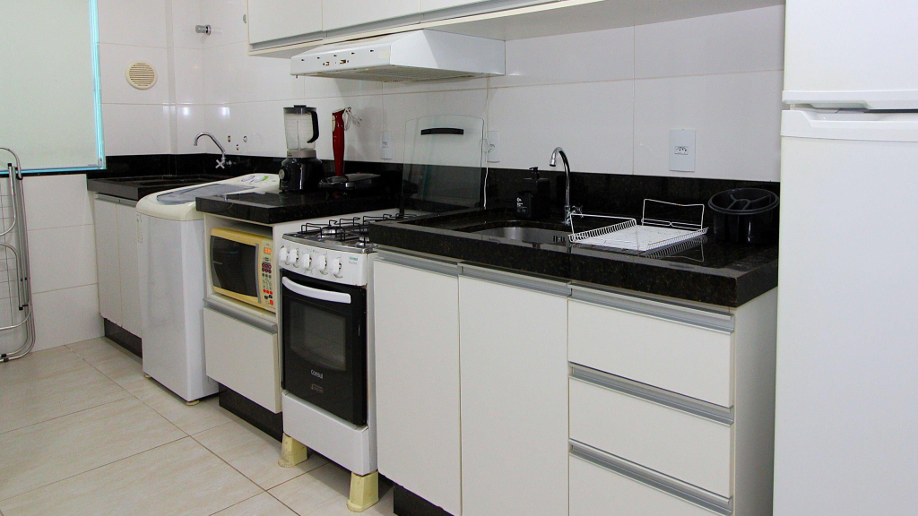 1013 Apartamento Para Locação Em Bombinhas