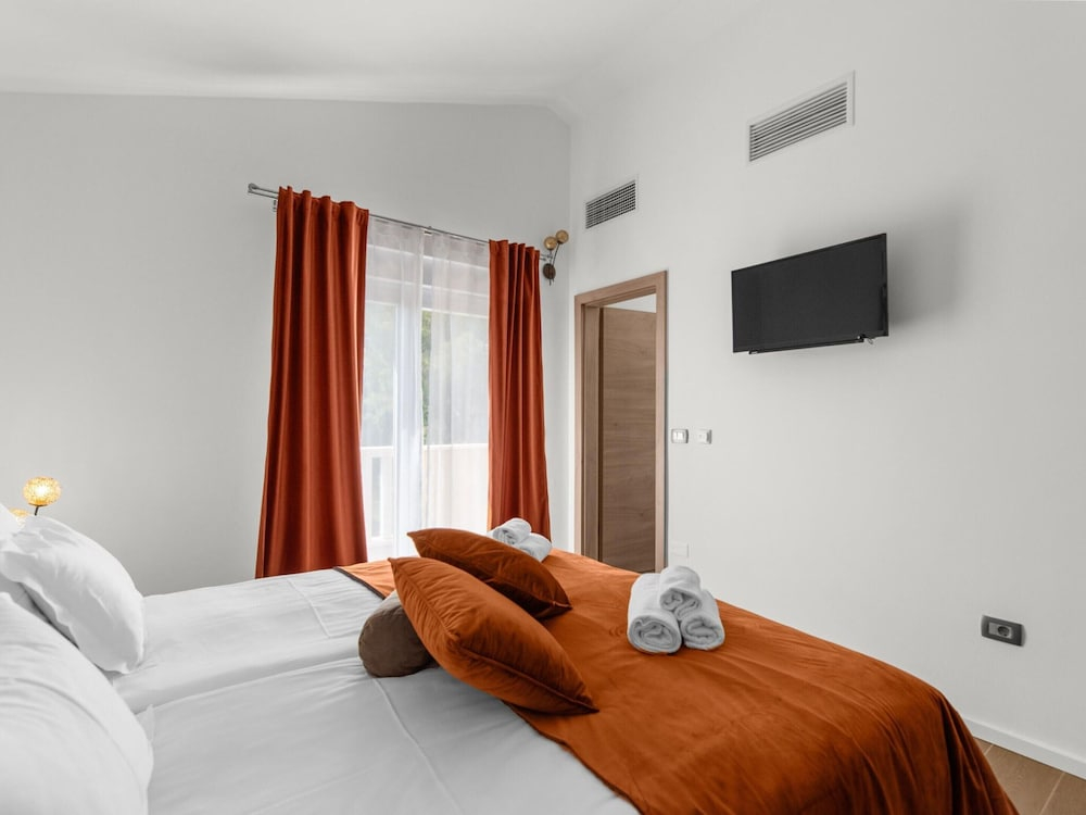 Villa in Istria with Heated Eco Pool