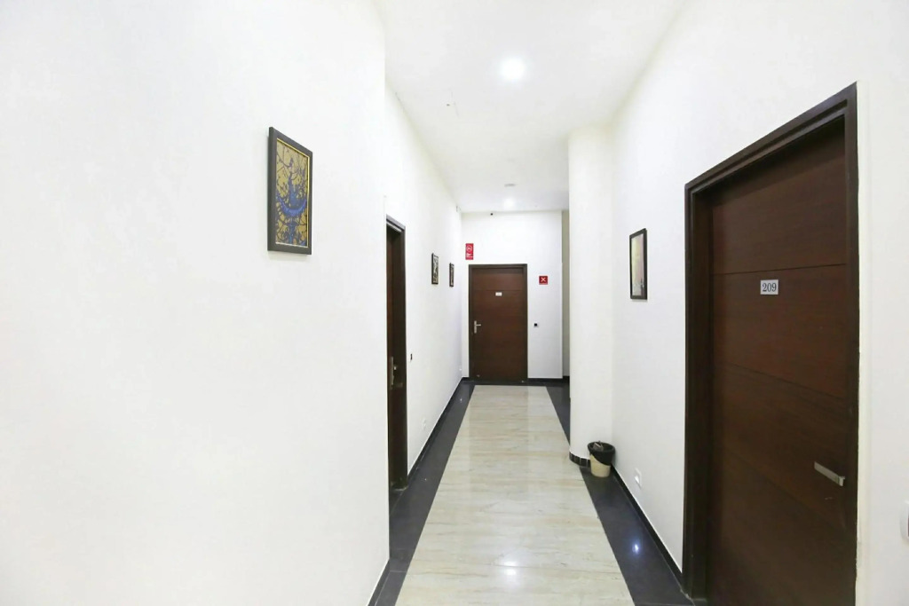 Collection O 70075 Citi inn Zirakpur
