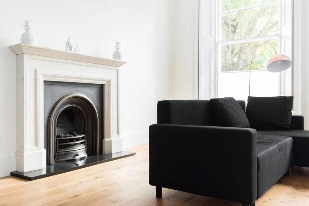 Beautifully designed 3 bed apartment in Bayswater