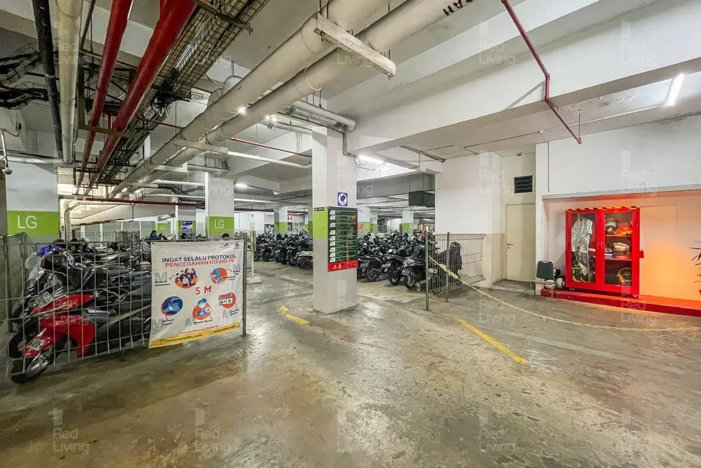 RedLiving Apartemen Parahyangan Residence - Anton Rooms