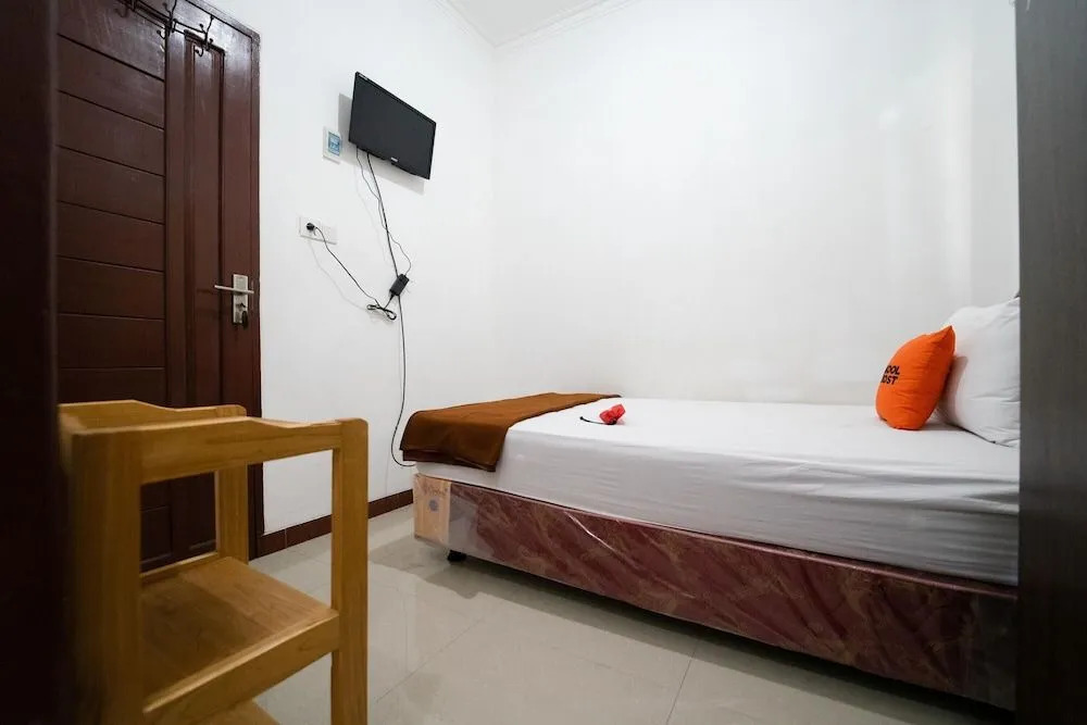 KoolKost Syariah near Lapangan Merdeka Balikpapan