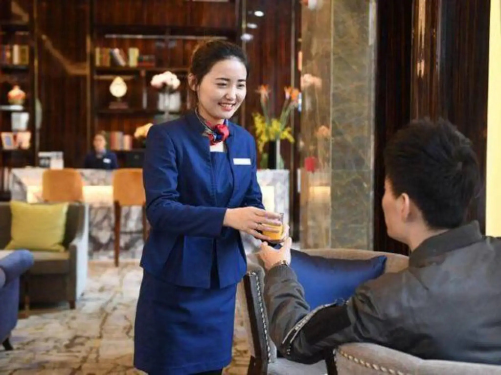 MEHOOD LESTIE Hotel (Weiyang road Qing Shao Nian Zhong Xin Station)