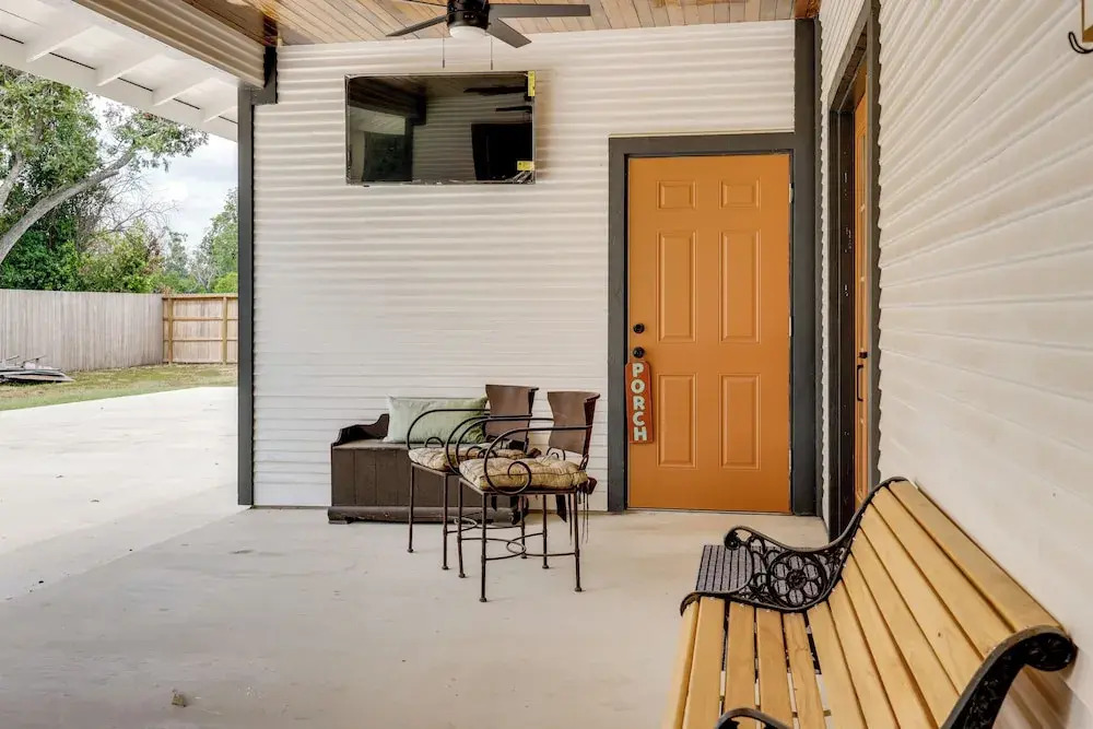 1 Mi to Landa Park: New Braunfels Home w/ Patio!