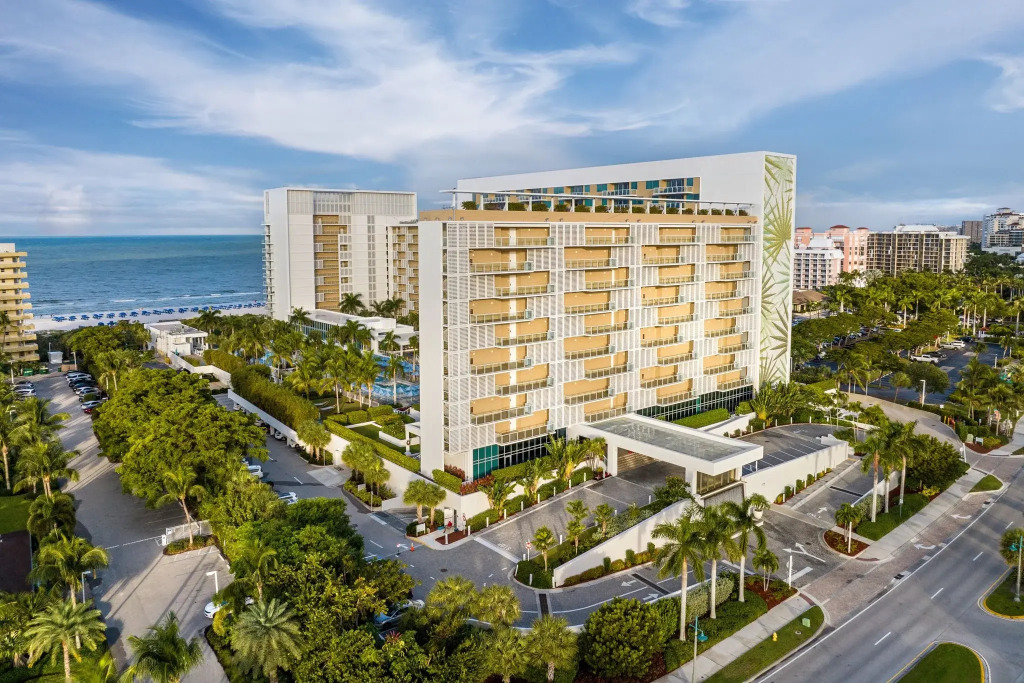 Marriotts Crystal Shores