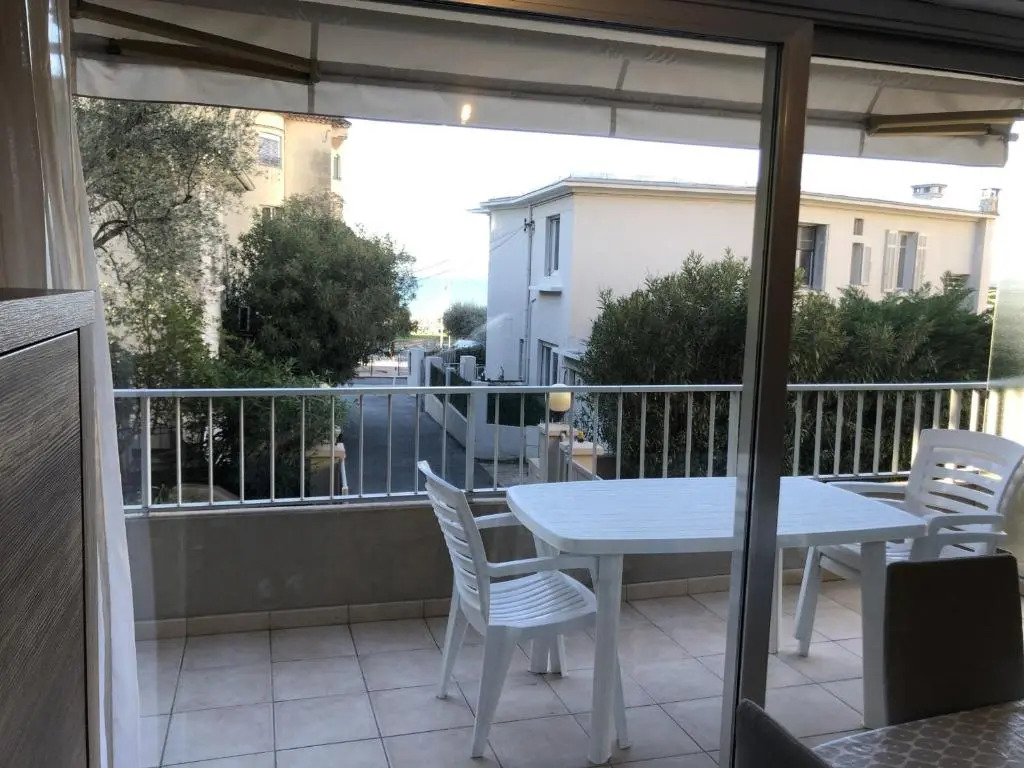 Appartement Saint-Raphaël, 1 pièce, 2 personnes - FR-1-466A-5