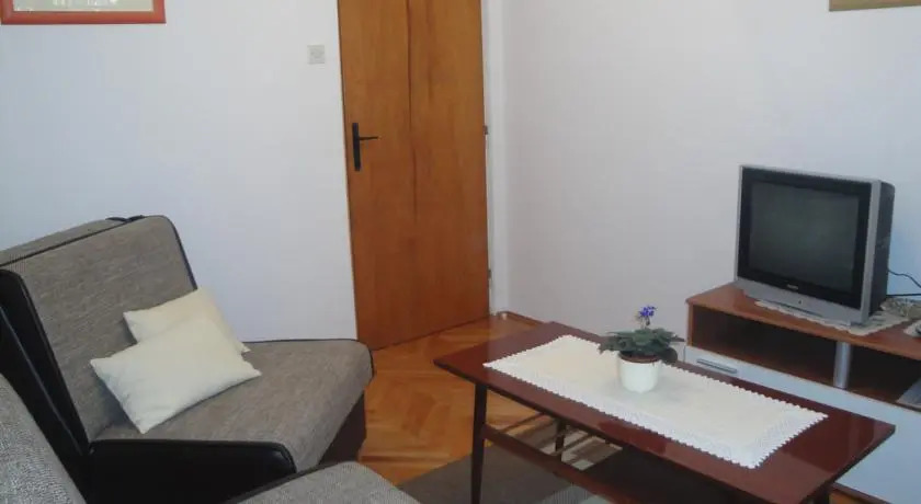 Apartments Jakov G.