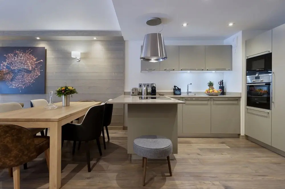 Le C Residence Apartments T3 Cabin A05