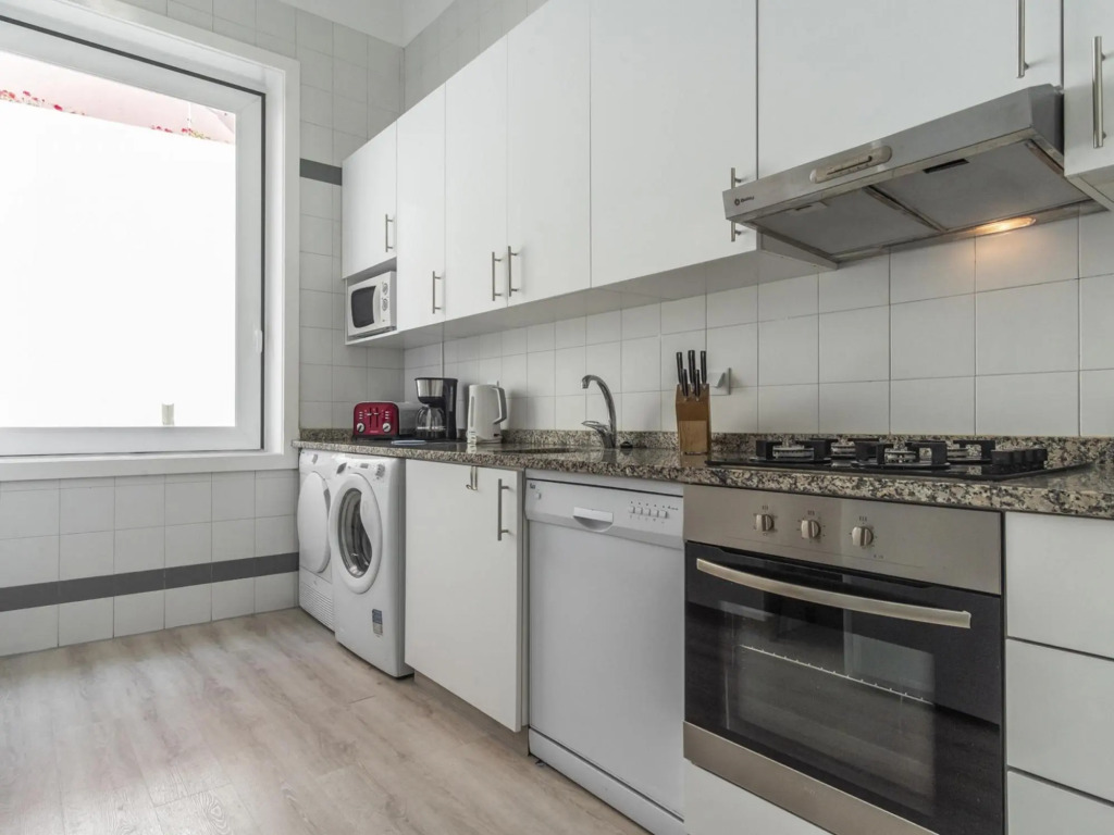 LV Premier Chiado CH4 Spacious, Central, Elevator