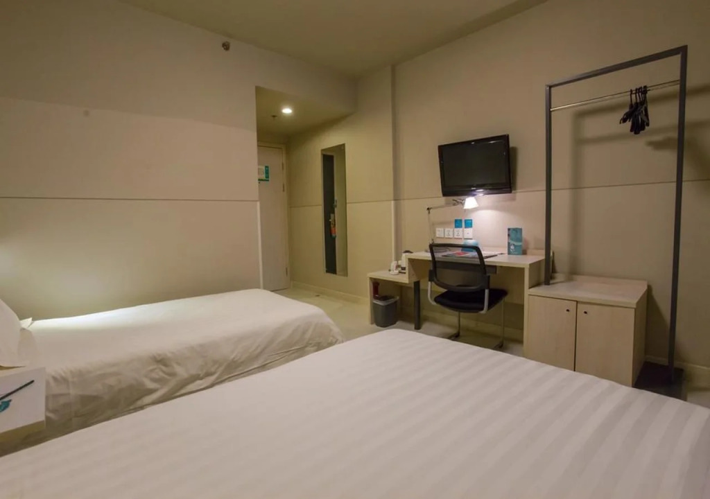 Jinjiang Inn Beijing Huairou Qingchun Road
