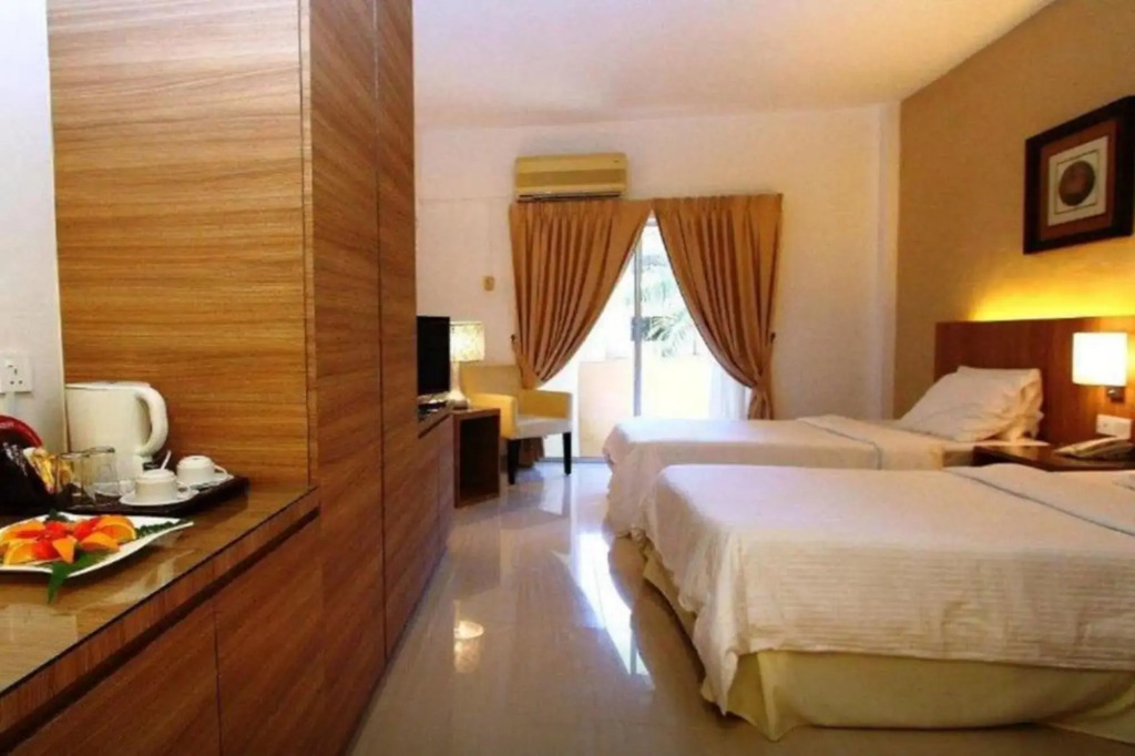 Rompin Beach Resorts