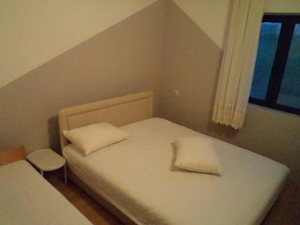 Nina 2 Apartments