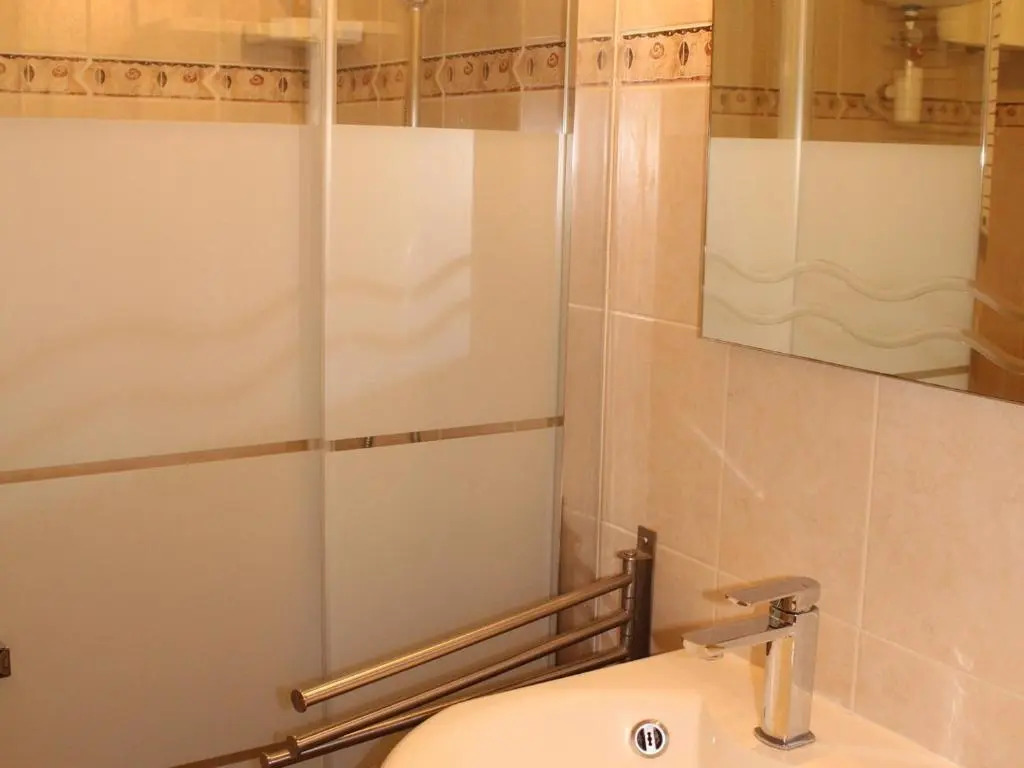 Appartement Balaruc-les-Bains, 1 pièce, 4 personnes - FR-1-503-51