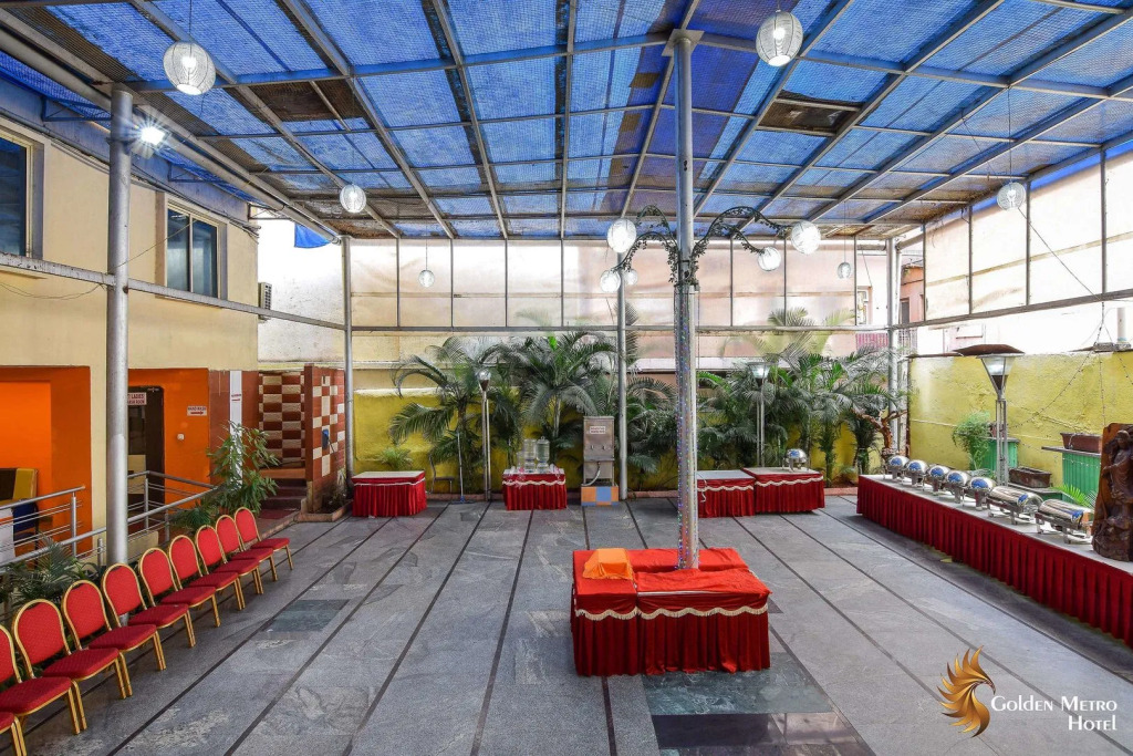 Golden Metro Hotel